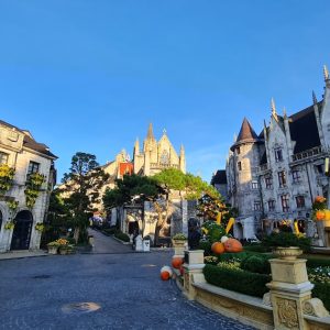 Private Car from Hoi An to Ba Na Hills