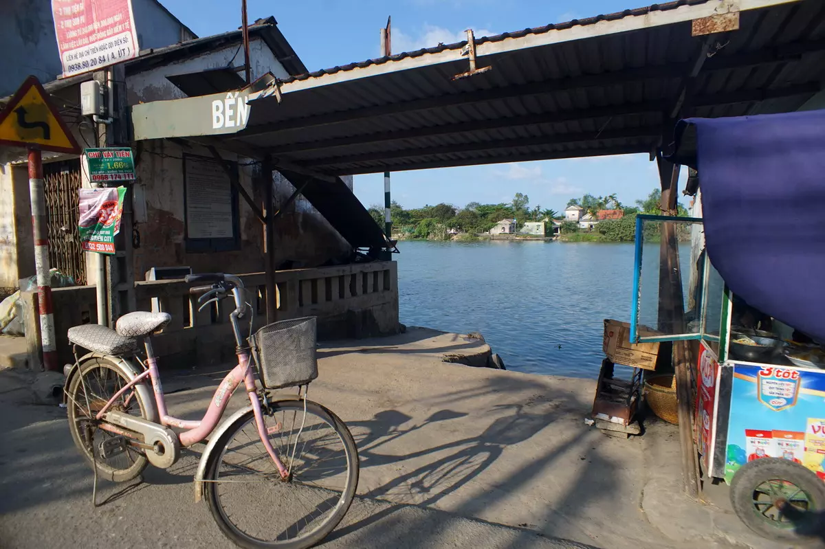 Bao Vinh Ferry Pier in Hue, a cross-river ferry providing scenic views of Bao Vinh Ancient Town and neighboring villages.